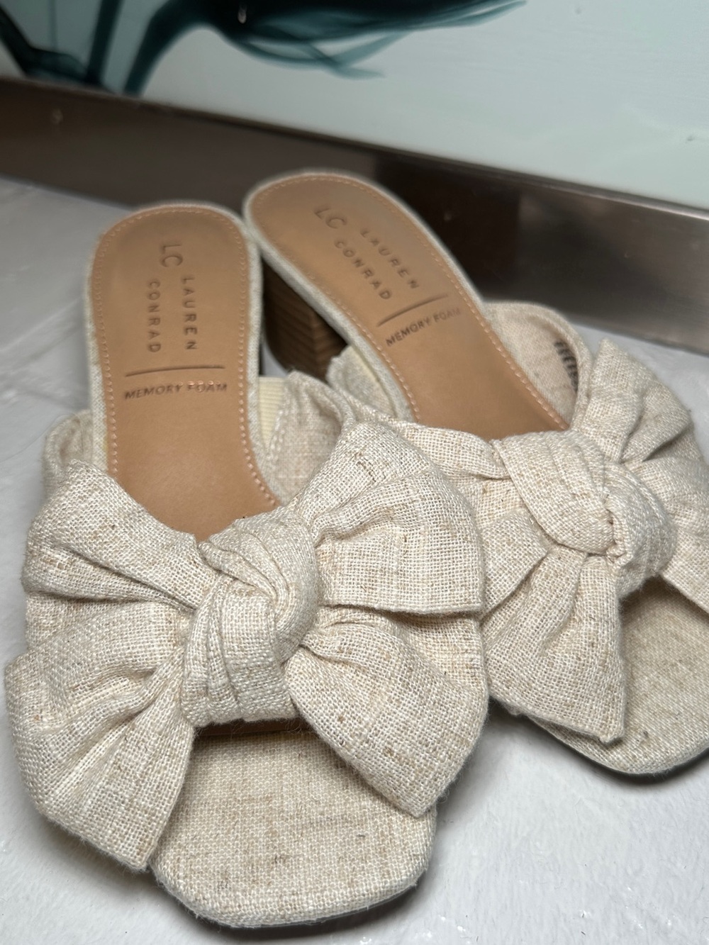 LC Lauren Conrad Natural Bow Knot Slide Sandals - Picture 3 of 7